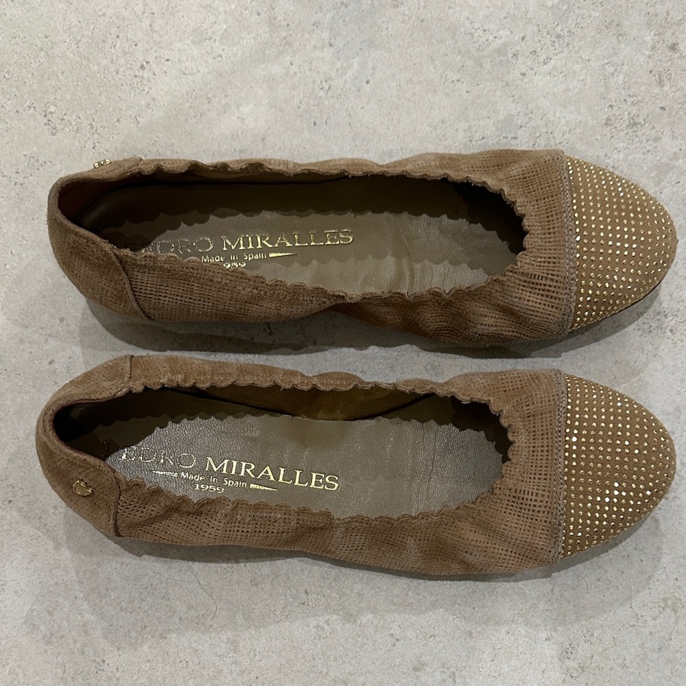 Pedro Miralles suede ballet shoes
